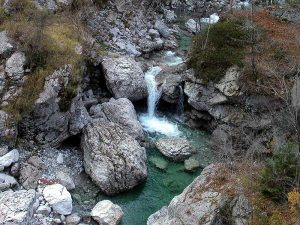 apa minerala parc dolomiti